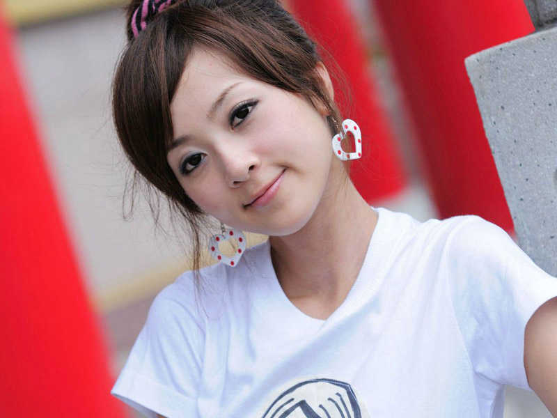 �M�N������ؔ��һ�w��ϵ�y